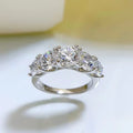 Anillo de Plata de Ley 925 "Moissanite Crown" Premium