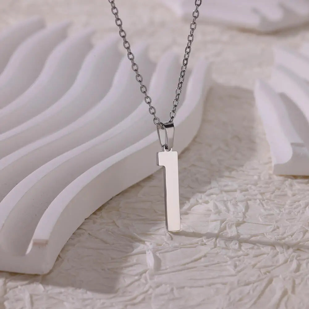 Collar de acero inoxidable con número de Ángel