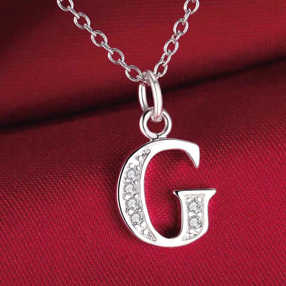 Collar con colgante de circonita de plata de ley 925