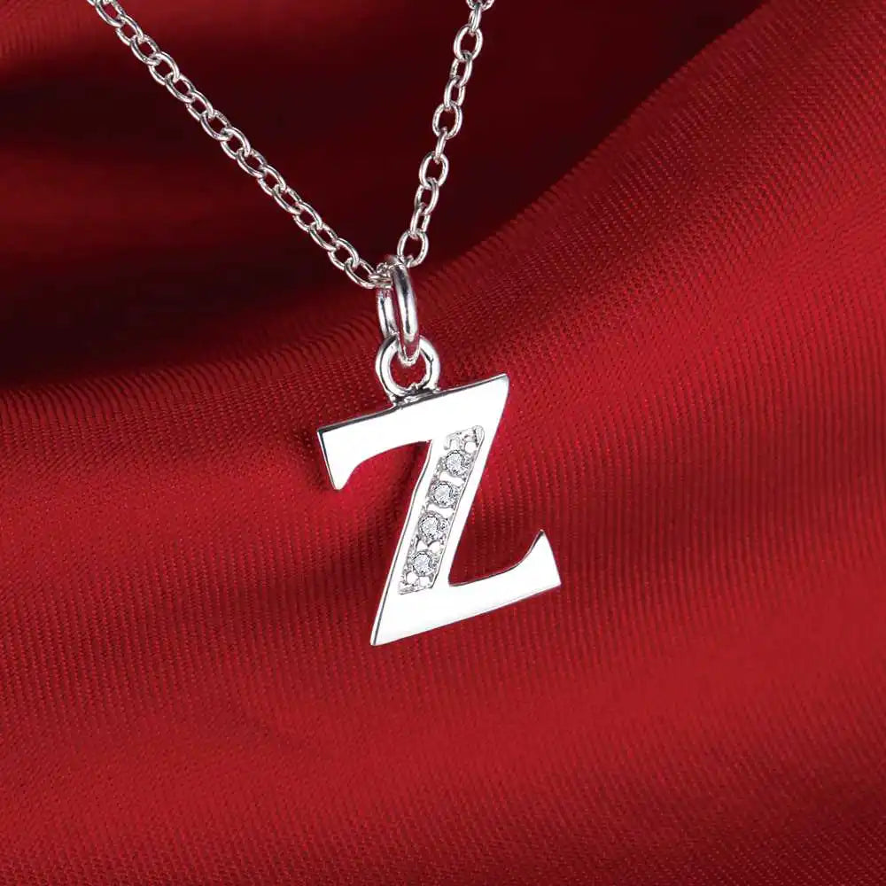 Collar con colgante de circonita de plata de ley 925