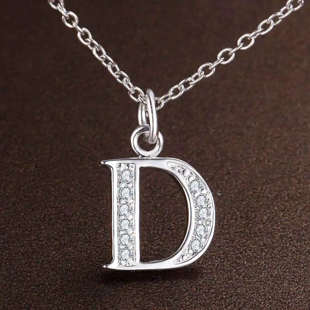 Collar con colgante de circonita de plata de ley 925