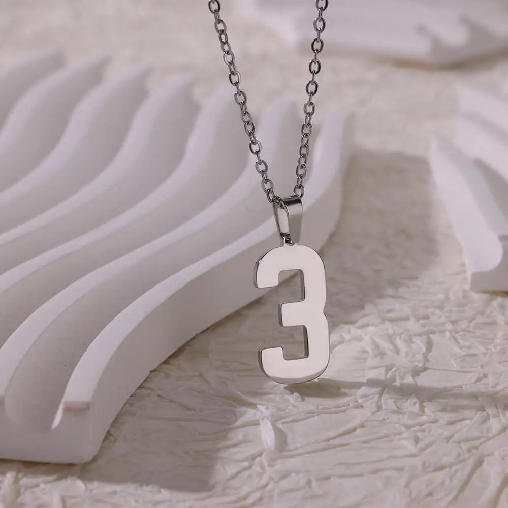 Collar de acero inoxidable con número de Ángel