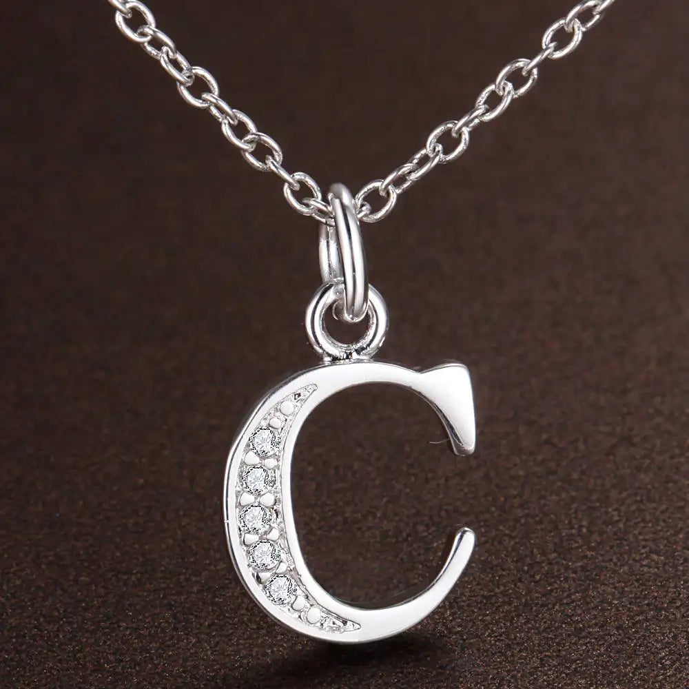 Collar con colgante de circonita de plata de ley 925