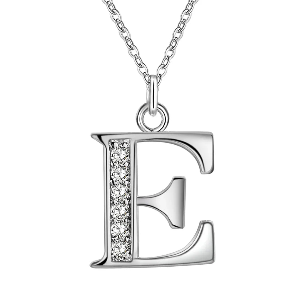 Collar con colgante de circonita de plata de ley 925