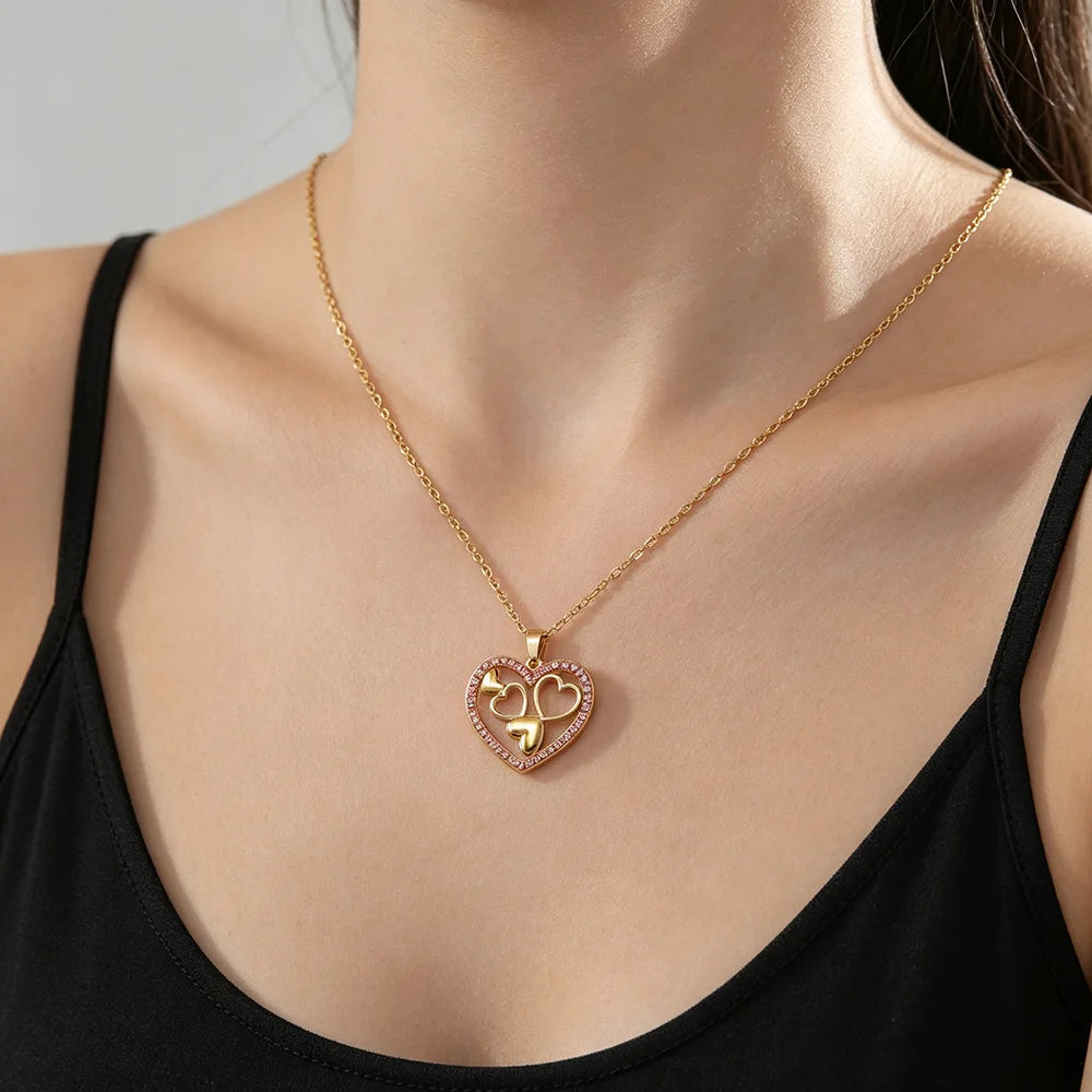Collar con Colgante de Corazón.