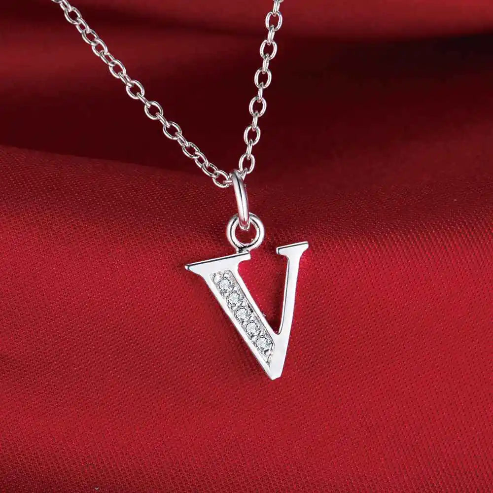 Collar con colgante de circonita de plata de ley 925