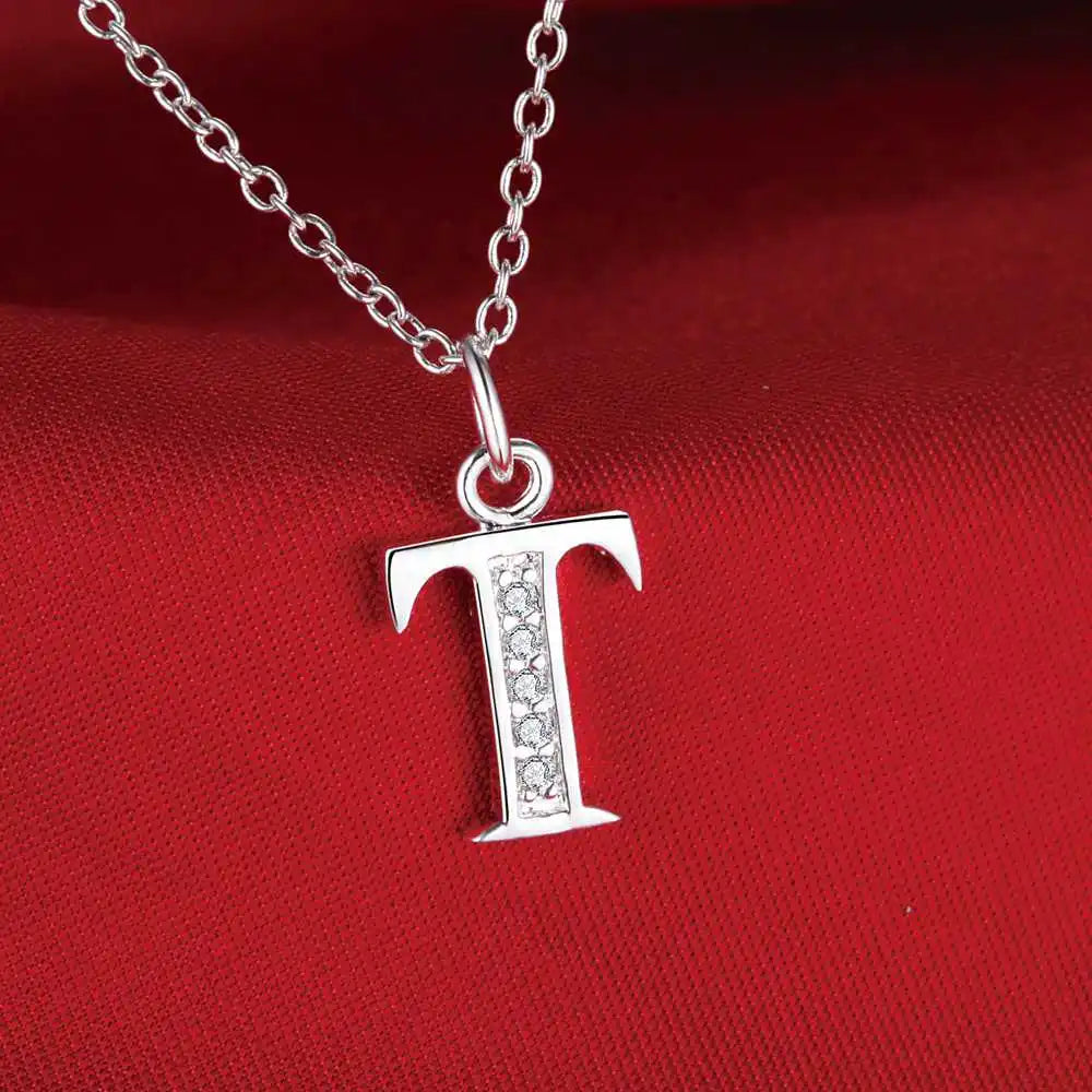 Collar con colgante de circonita de plata de ley 925